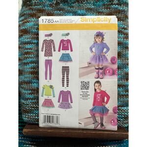 Simplicity 1785 Pattern skit top leggings size 1/2 1 2 3